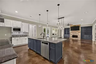 1424 Decanter Dr, New Braunfels, TX 78132 - Photo 9