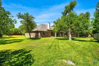 4 Holly Crossing, Belton, TX 76513 - Photo 35