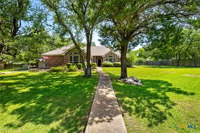 4 Holly Crossing, Belton, TX 76513 - Photo 1