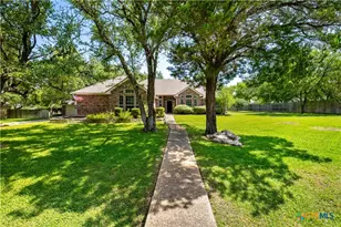4 Holly Crossing, Belton, TX 76513 - Photo 1