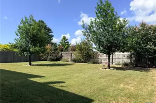 1024 Clarkston Dr, Seguin, TX 78155 - Photo 37