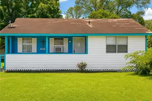109 S Colorado St, Edna, TX 77957 - Photo 1