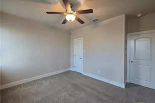 750 Milestone Pk, New Braunfels, TX 78130 - Photo 19