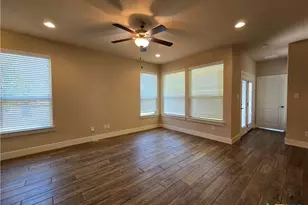 750 Milestone Pk, New Braunfels, TX 78130 - Photo 5