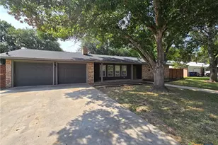 1360 Poppy Ln, New Braunfels, TX 78130 - Photo 3