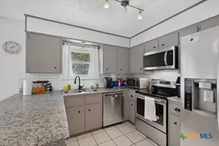 1908 Kenyon St, Killeen, TX 76543 - Photo 9