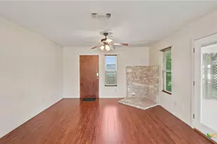415 Pecan Row, New Braunfels, TX 78132 - Photo 15