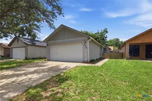 415 Waterford Dr, Victoria, TX 77901 - Photo 1