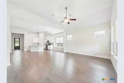 520 Academy Oaks Drive, San Marcos, TX 78666 - Photo 13