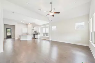 520 Academy Oaks Dr, San Marcos, TX 78666 - Photo 13