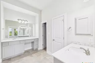 520 Academy Oaks Dr, San Marcos, TX 78666 - Photo 27