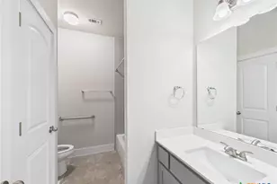 520 Academy Oaks Dr, San Marcos, TX 78666 - Photo 31