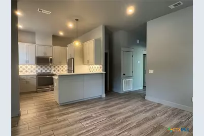 290 Hugo Road, San Marcos, TX 78666 - Photo 7