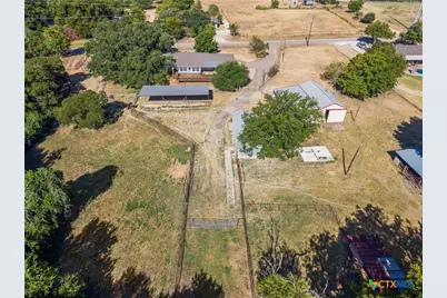 1305 S Old Temple Road, Lorena, TX 76655 - Photo 15