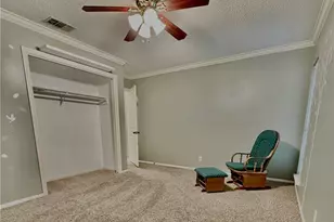 324 Spur Dr, Victoria, TX 77904 - Photo 15