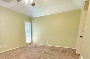 324 Spur Dr, Victoria, TX 77904 - Photo 11