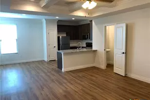 319 Untermaier St, New Braunfels, TX 78130 - Photo 3