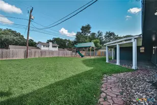 1407 Plantation Rd, Victoria, TX 77904 - Photo 17