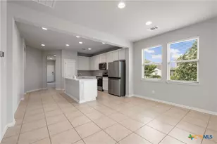 101 S Quiet Man Dr, Jarrell, TX 76537 - Photo 17