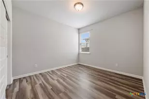 101 S Quiet Man Dr, Jarrell, TX 76537 - Photo 29