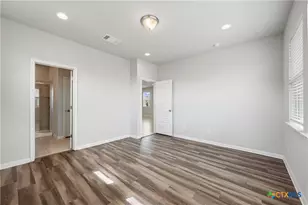 101 S Quiet Man Dr, Jarrell, TX 76537 - Photo 21