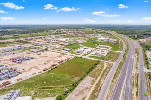 944 Bob White Rd, Victoria, TX 77905 - Photo 1