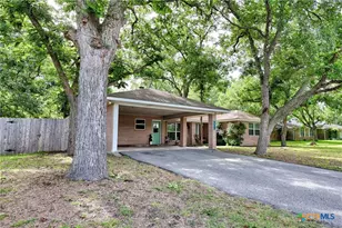725 S Market St, Flatonia, TX 78941 - Photo 3