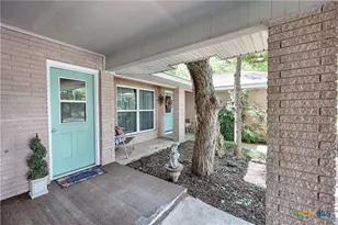725 S Market St, Flatonia, TX 78941 - Photo 5