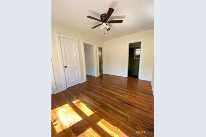 385 Comal Avenue, New Braunfels, TX 78130 - Photo 7