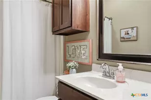 106 Sky Ct, Victoria, TX 77904 - Photo 15