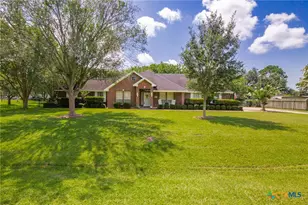 303 Perth St, Victoria, TX 77904 - Photo 1