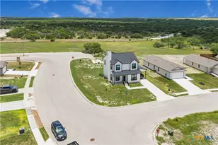 501 Sendera Wy, Kenedy, TX 78119 - Photo 29
