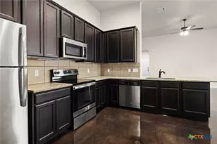 310 Emma Dr, New Braunfels, TX 78130 - Photo 15