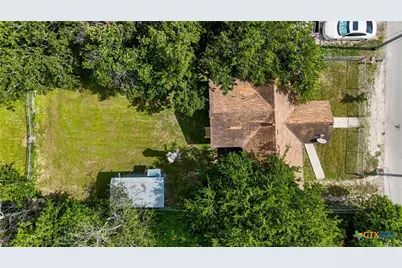 1407 N San Marcos Street, Seguin, TX 78155 - Photo 19