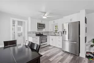 1407 N San Marcos St, Seguin, TX 78155 - Photo 7