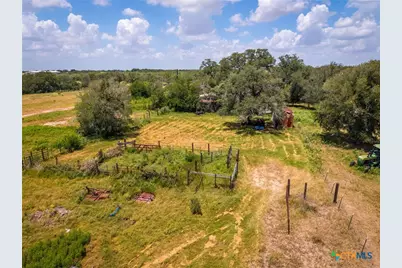 4567 Luther Road, Seguin, TX 78155 - Photo 17