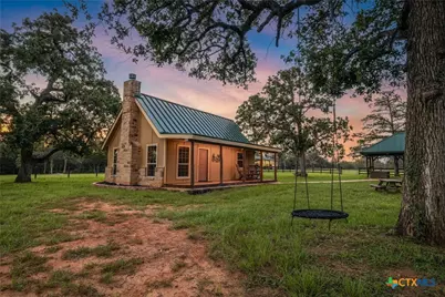 10488 Hwy 304, Harwood, TX 78629 - Photo 5