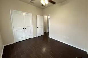 685 Creekside Cir, New Braunfels, TX 78130 - Photo 13