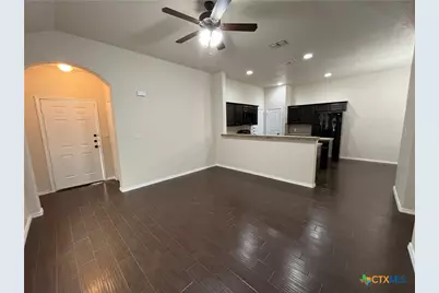 685 Creekside Circle, New Braunfels, TX 78130 - Photo 5