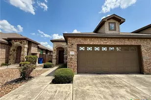 685 Creekside Cir, New Braunfels, TX 78130 - Photo 1