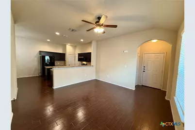 685 Creekside Circle, New Braunfels, TX 78130 - Photo 3