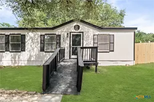 129 Bremond St, Belton, TX 76513 - Photo 5