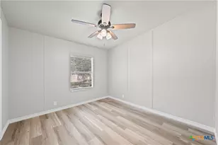 129 Bremond St, Belton, TX 76513 - Photo 29
