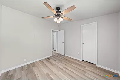 129 Bremond Street, Belton, TX 76513 - Photo 31