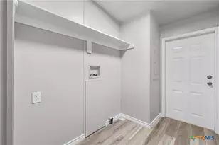 129 Bremond St, Belton, TX 76513 - Photo 25