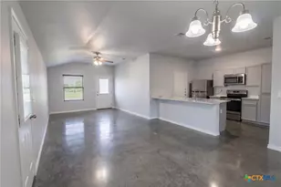 300 Lowes Blvd, Killeen, TX 76542 - Photo 5