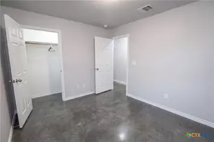 300 Lowes Blvd, Killeen, TX 76542 - Photo 11