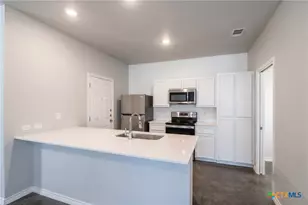 300 Lowes Blvd, Killeen, TX 76542 - Photo 7
