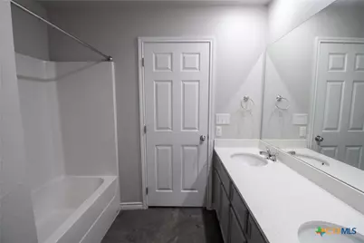 300 Lowes Boulevard #b, Killeen, TX 76542 - Photo 17