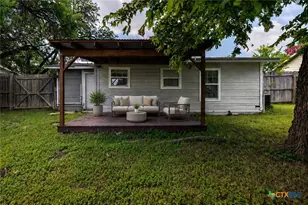 2630 Becker St, New Braunfels, TX 78130 - Photo 13